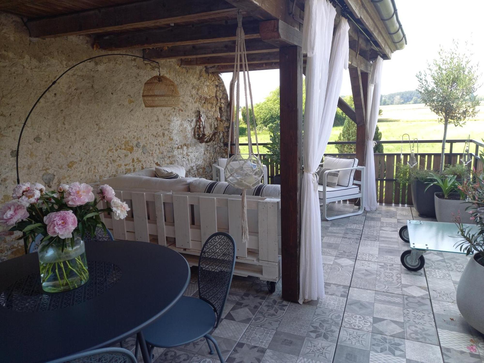 Au Bourg Bed and Breakfast Le Landeron Exteriör bild